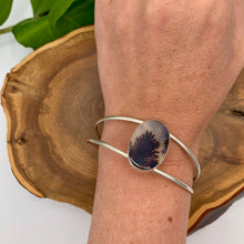 Load image into Gallery viewer, Dendritic Agate Cuff (large)