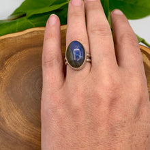Load image into Gallery viewer, Labradorite Ring