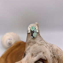Load image into Gallery viewer, Turquoise Halo Ring - size 6.75