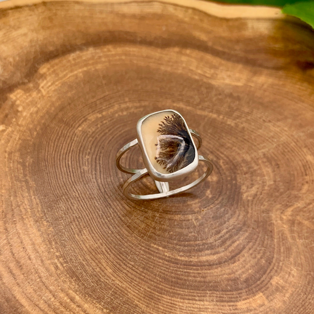 Dendritic Agate Cage Ring